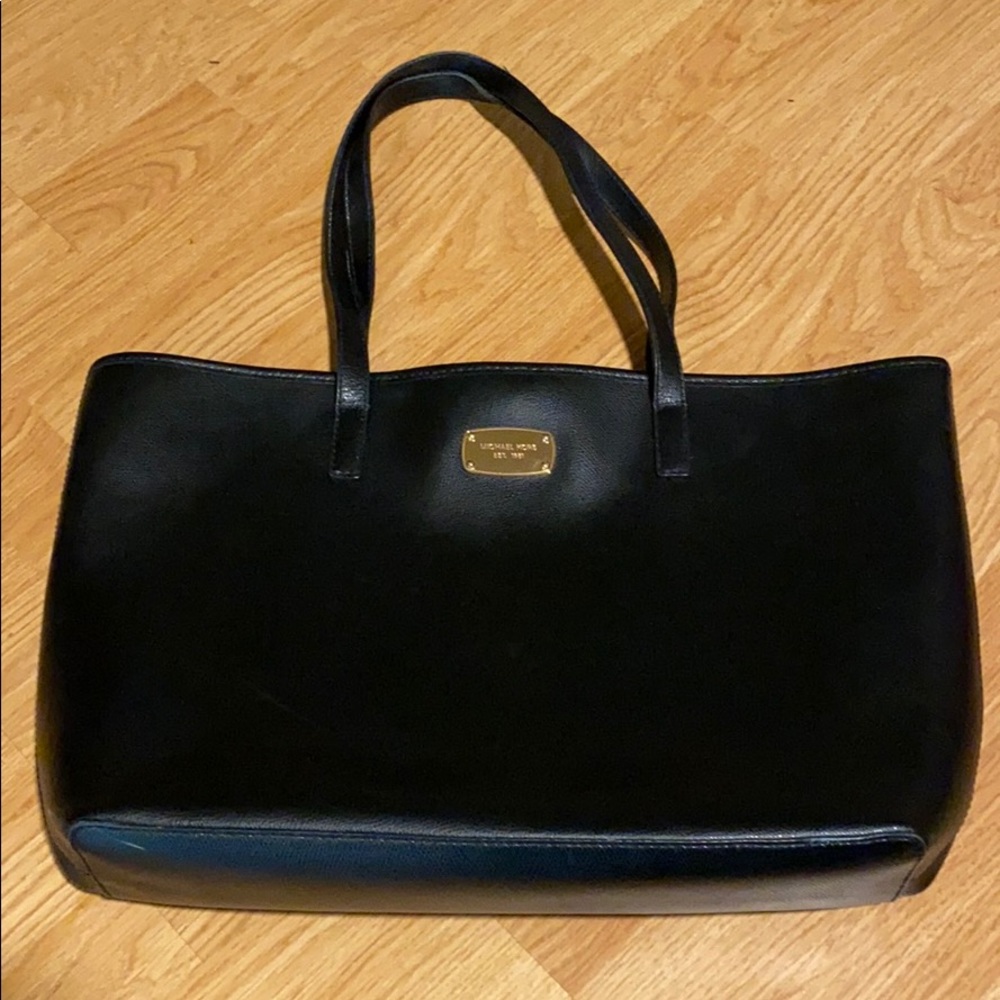 Black Michael Kors Tote